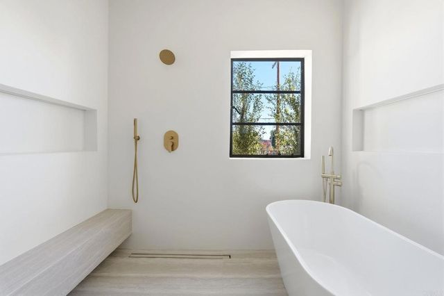 160 N Stanley Drive, Beverly Hills, CA 90211