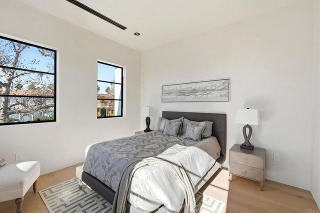 160 N Stanley Drive, Beverly Hills, CA 90211