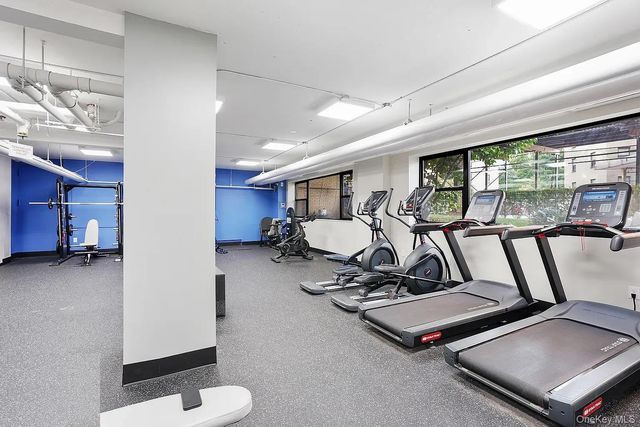 9 W Fordham Hill Oval 11E, Bronx, NY 10468