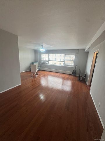 9 W Fordham Hill Oval 11E, Bronx, NY 10468