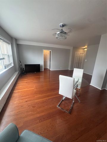 9 W Fordham Hill Oval 11E, Bronx, NY 10468