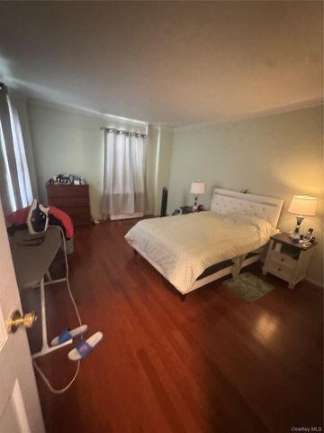 9 W Fordham Hill Oval 11E, Bronx, NY 10468