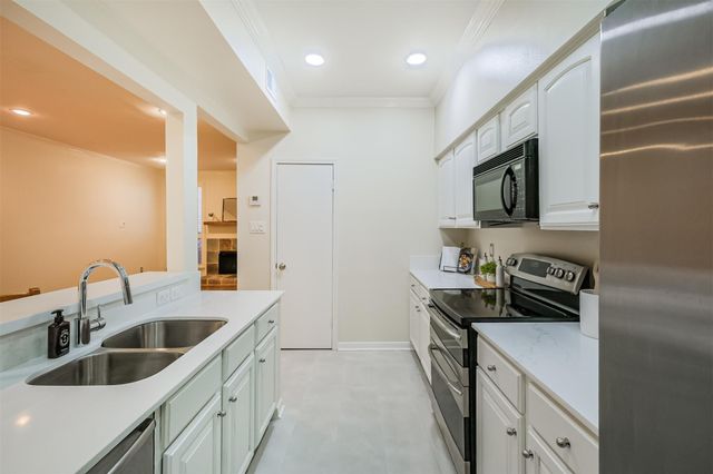 1201 Mcduffie Street 106, Houston, TX 77019