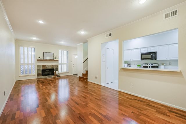 1201 Mcduffie Street 106, Houston, TX 77019