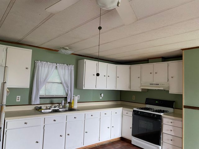 96 WHIPPOORWILL Street, Seabrook, NH 03874