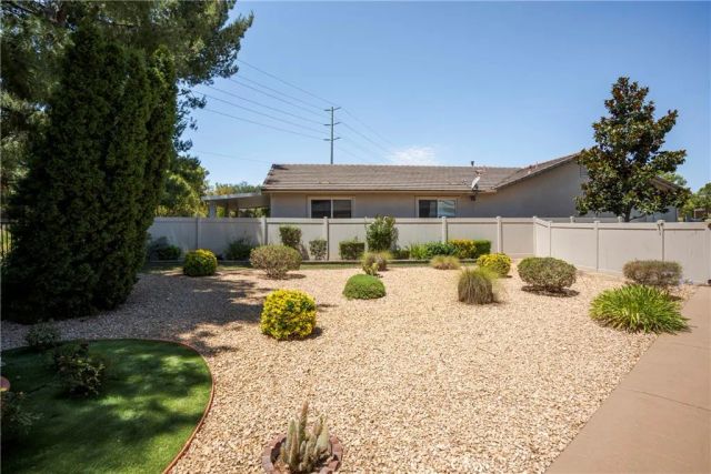 1555 Big Bend, Beaumont, CA 92223