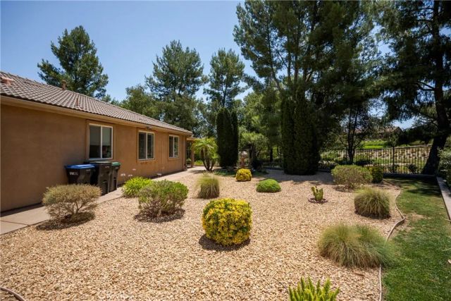 1555 Big Bend, Beaumont, CA 92223