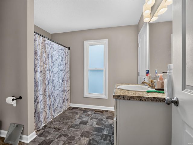514 W King Street, Garrett, IN 46738