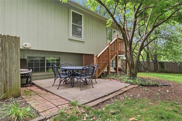 15358 RILEY Street, Overland Park, KS 66223