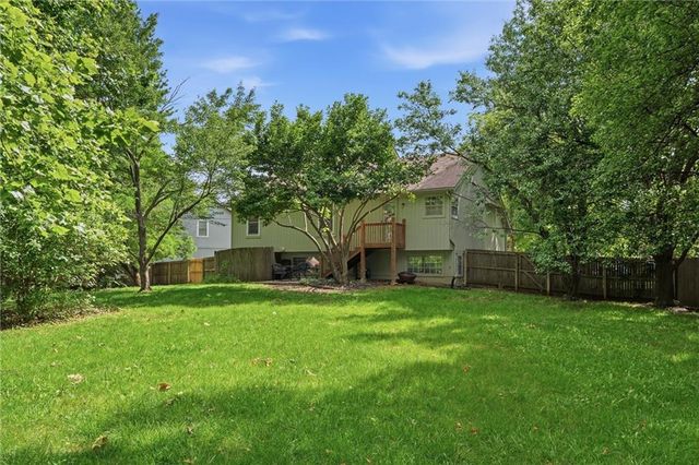 15358 RILEY Street, Overland Park, KS 66223
