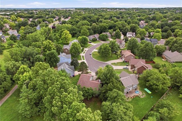 15358 RILEY Street, Overland Park, KS 66223