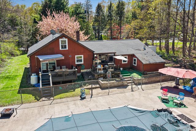 11 Hustis Road, Cold Spring, NY 10516