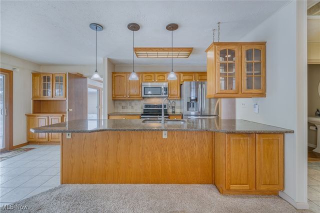 12393 Woodbriar Circle, Strongsville, OH 44136