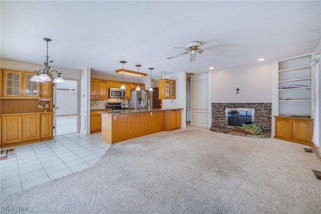 12393 Woodbriar Circle, Strongsville, OH 44136