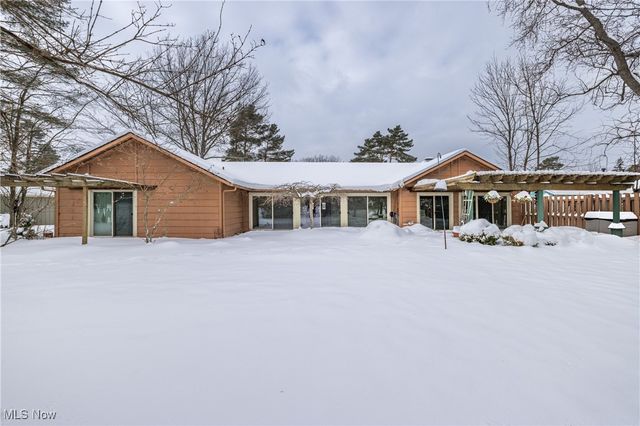 12393 Woodbriar Circle, Strongsville, OH 44136