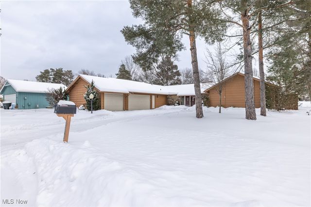 12393 Woodbriar Circle, Strongsville, OH 44136