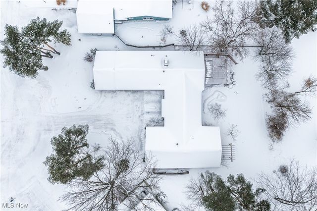 12393 Woodbriar Circle, Strongsville, OH 44136