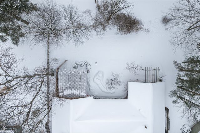 12393 Woodbriar Circle, Strongsville, OH 44136