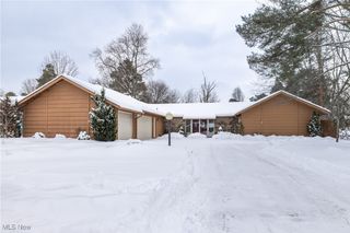 12393 Woodbriar Circle, Strongsville, OH 44136