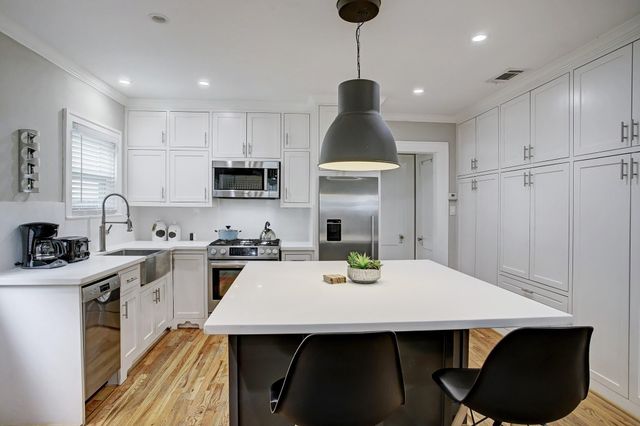 127 Payne Street, Houston, TX 77009