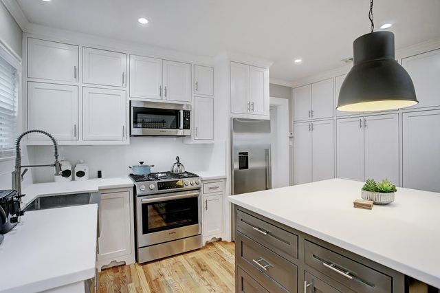 127 Payne Street, Houston, TX 77009