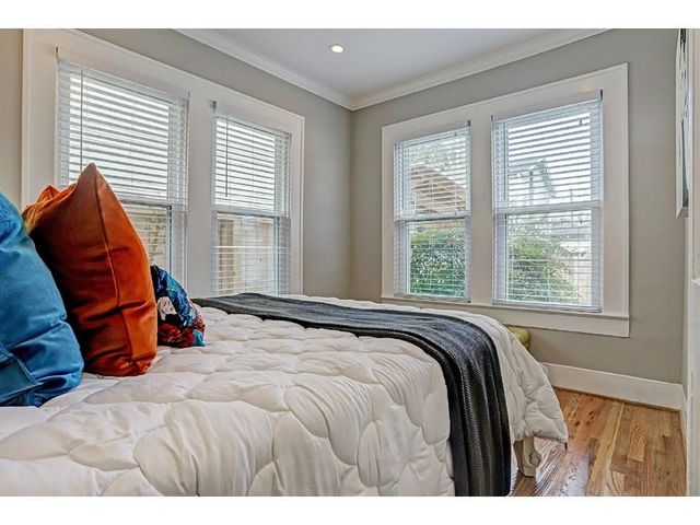 127 Payne Street, Houston, TX 77009