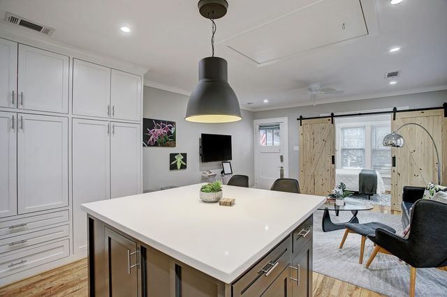 127 Payne Street, Houston, TX 77009