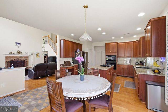 43679 LUCKETTS BRIDGE CIR, Ashburn, VA 20148