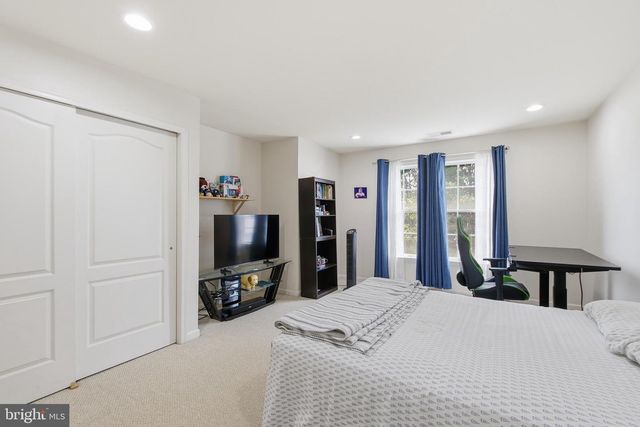 43679 LUCKETTS BRIDGE CIR, Ashburn, VA 20148