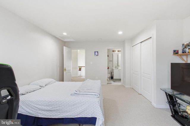 43679 LUCKETTS BRIDGE CIR, Ashburn, VA 20148