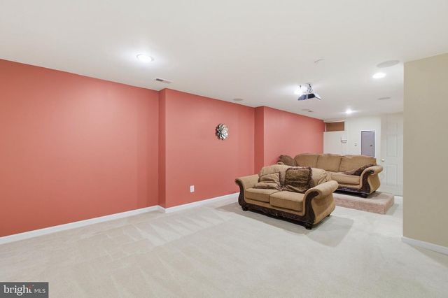 43679 LUCKETTS BRIDGE CIR, Ashburn, VA 20148