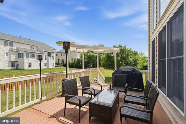 43679 LUCKETTS BRIDGE CIR, Ashburn, VA 20148