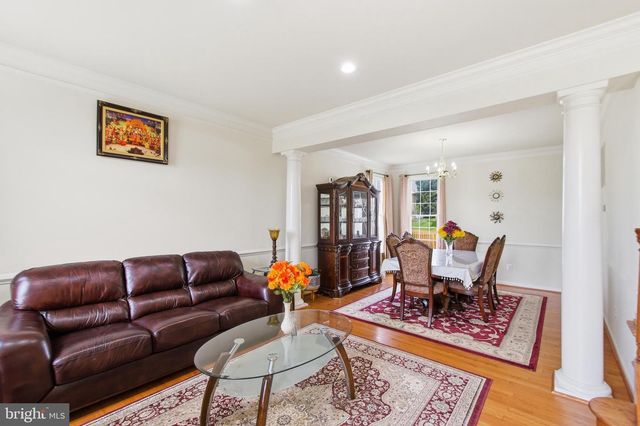 43679 LUCKETTS BRIDGE CIR, Ashburn, VA 20148