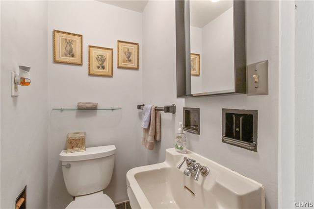 413 East Genesee Parkway, Syracuse, NY 13214
