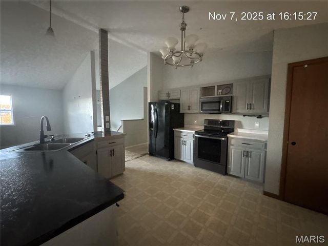 22255 Target Road, St Robert, MO 65584