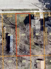 185 Hughes Avenue, Pontiac, MI 48341