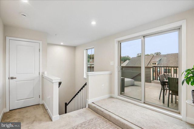 6110 NORTHWEST DR, Hyattsville, MD 20782