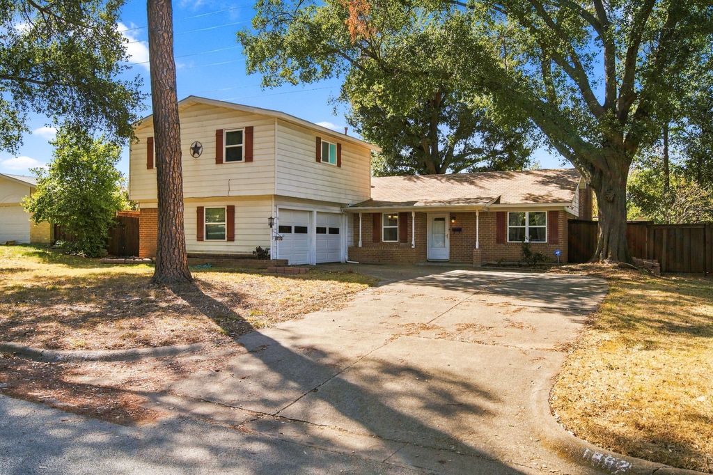 1802 Tulip Drive, Arlington, TX 76013 — photo 2