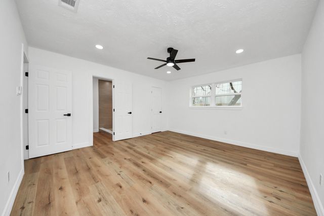 717 Phyllis Court, Conroe, TX 77303