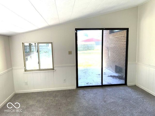4522 Columbus Avenue, Anderson, IN 46013