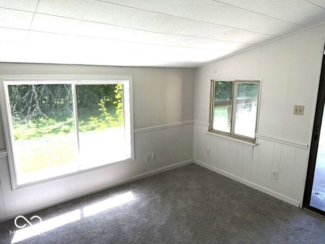 4522 Columbus Avenue, Anderson, IN 46013