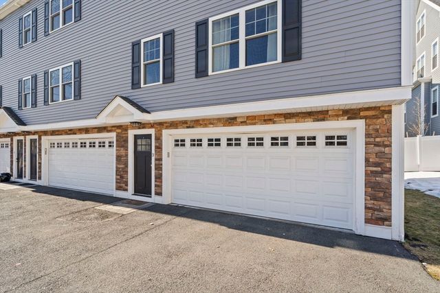 51 Branch St 3, Quincy, MA 02169