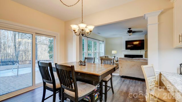 9821 Zackery Avenue, Charlotte, NC 28277