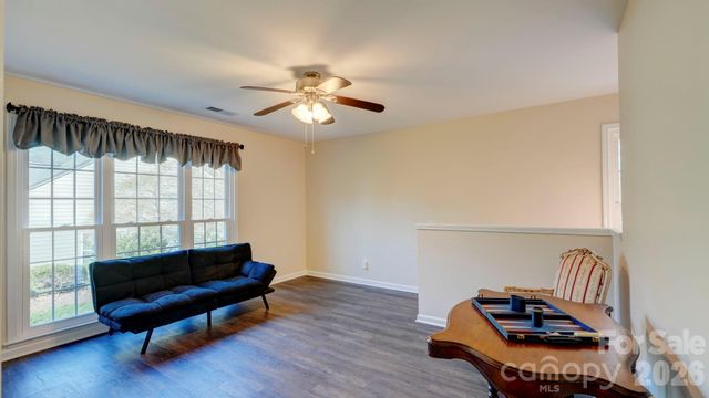 9821 Zackery Avenue, Charlotte, NC 28277
