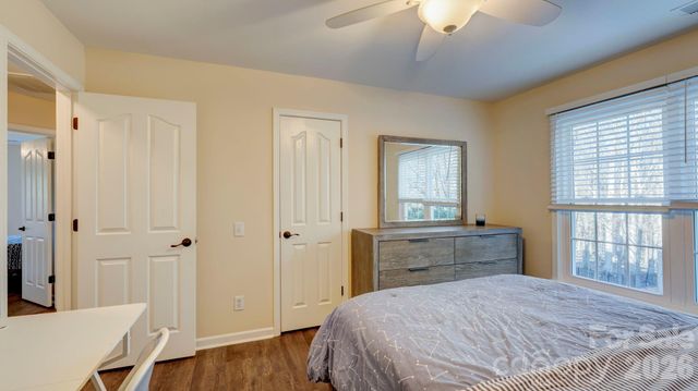 9821 Zackery Avenue, Charlotte, NC 28277