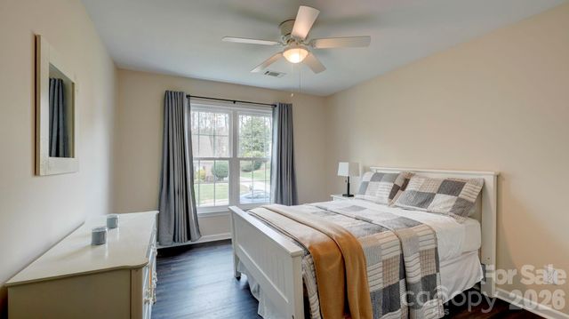 9821 Zackery Avenue, Charlotte, NC 28277