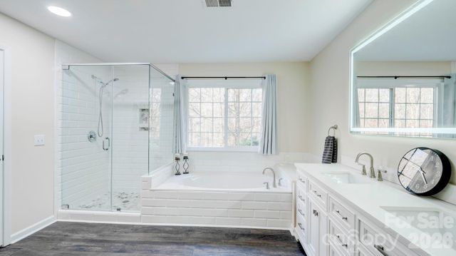 9821 Zackery Avenue, Charlotte, NC 28277