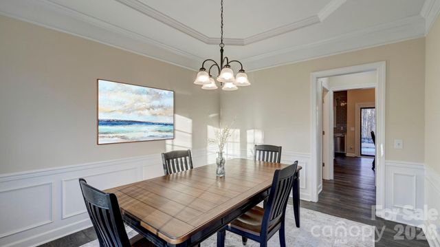 9821 Zackery Avenue, Charlotte, NC 28277