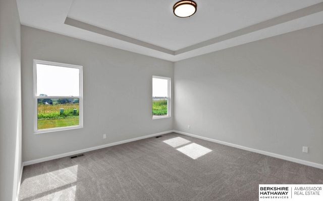 18073 Soldier Street, Omaha, NE 68136