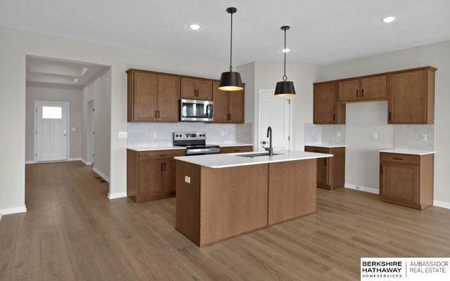 18073 Soldier Street, Omaha, NE 68136